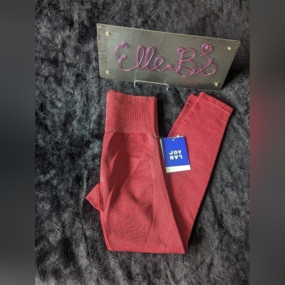 NWT Joy Lab Wine/ Red High Rise 7/8 Seamless Knit Legging XS, M